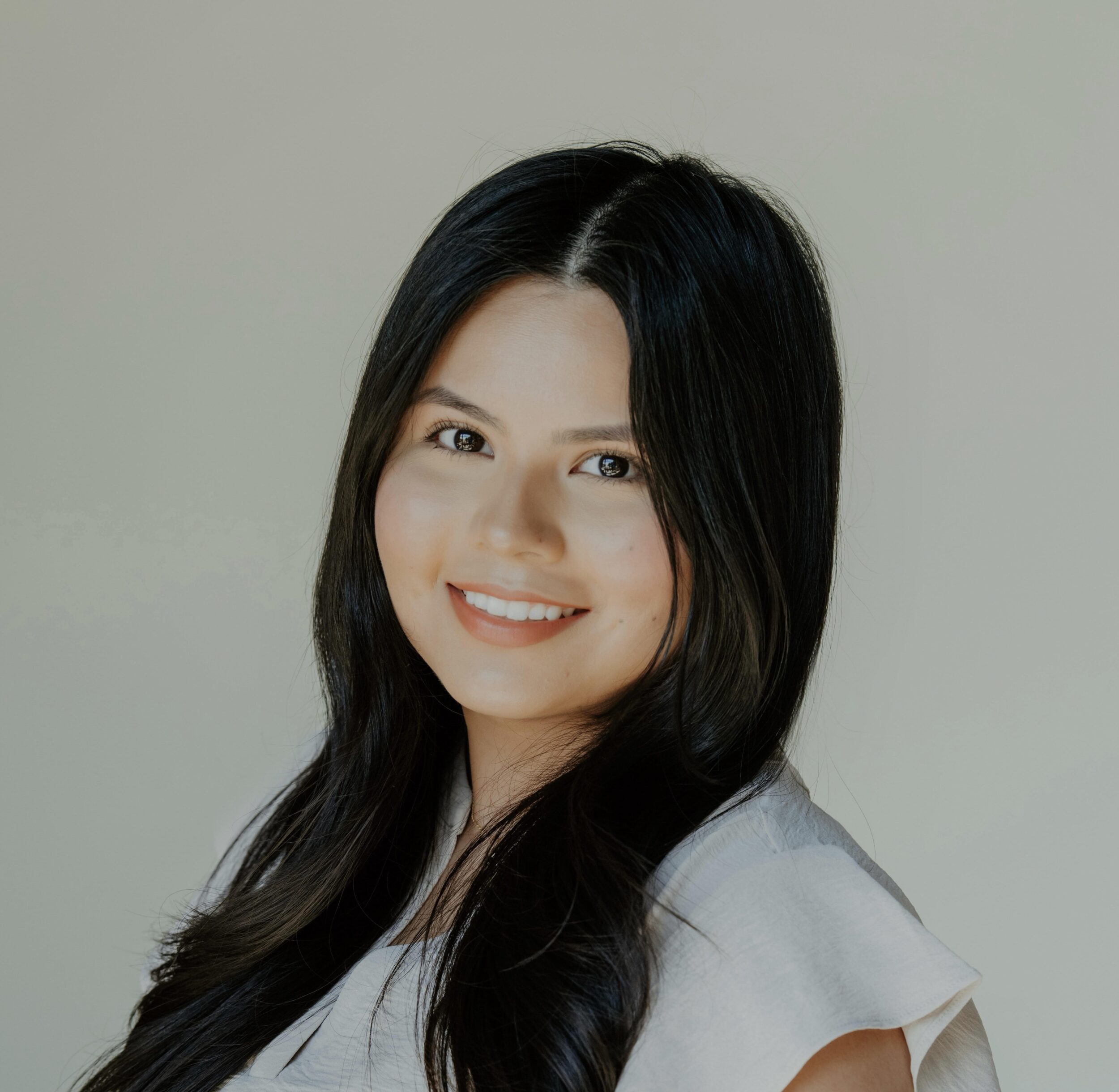 Lynette De Santiago Photo